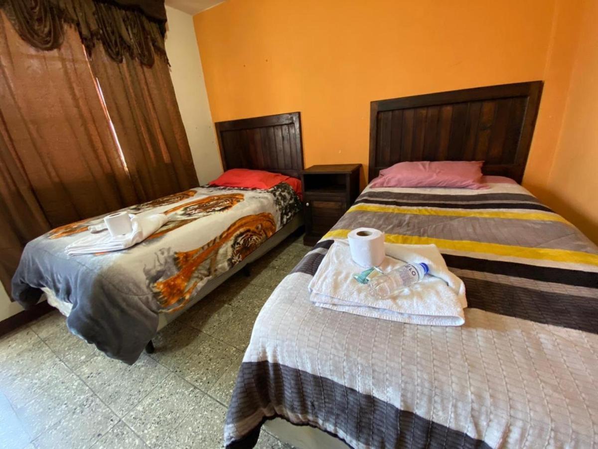 Hotel Del Ferrocarril Quetzaltenango Exterior photo